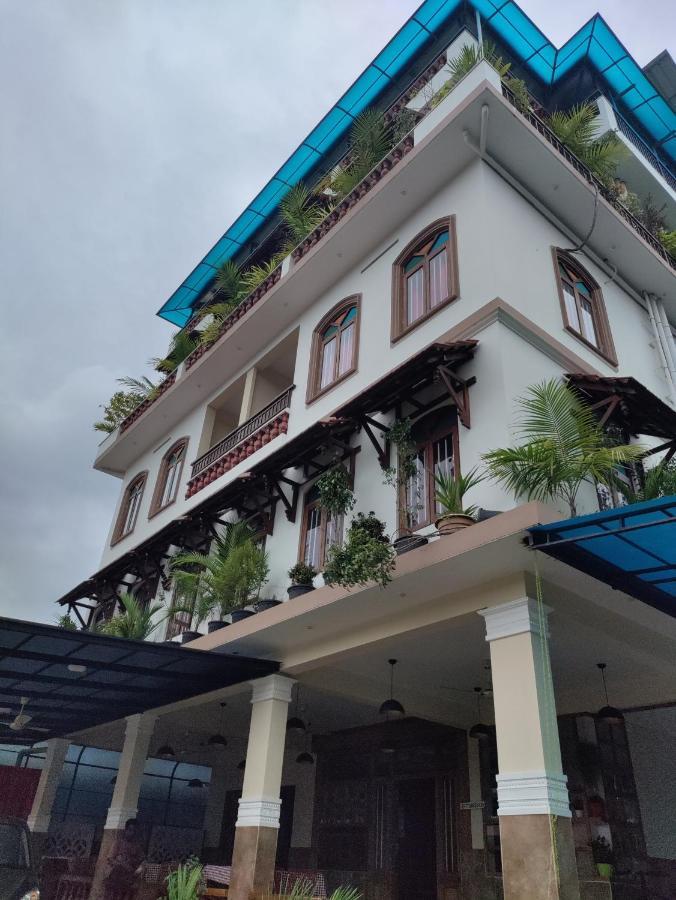 Meghdoot river resort Kochi Buitenkant foto